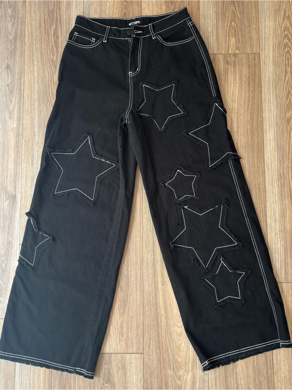 Size 7 Hot Topic Black Frayed Star Patch Wide Leg Pants